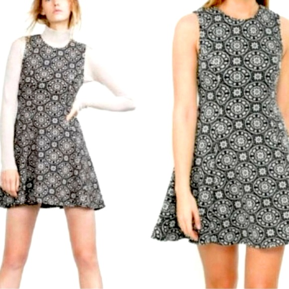 Zara Dresses & Skirts - Zara Woman Geometric Floral Sleeveless Skater Dress size medium